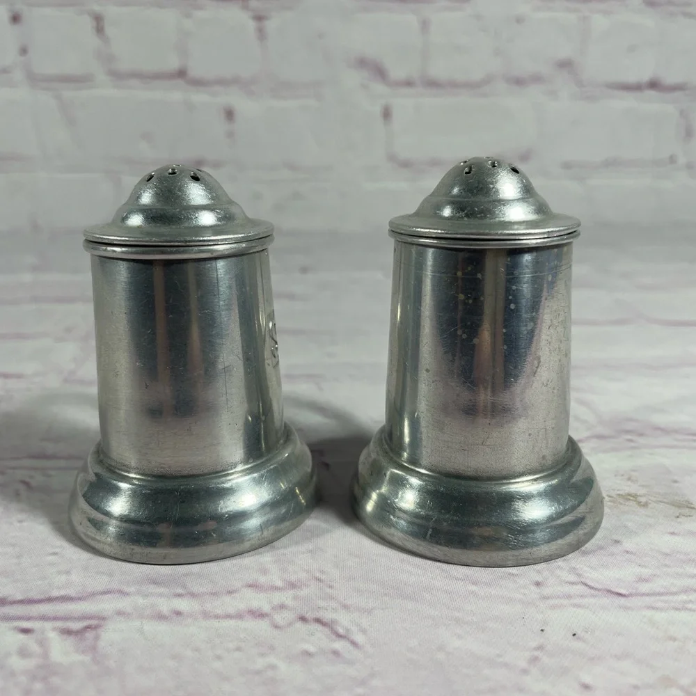 Vintage Metal Beer Stein Salt and Pepper Shaker Set Aluminum Hong Kong